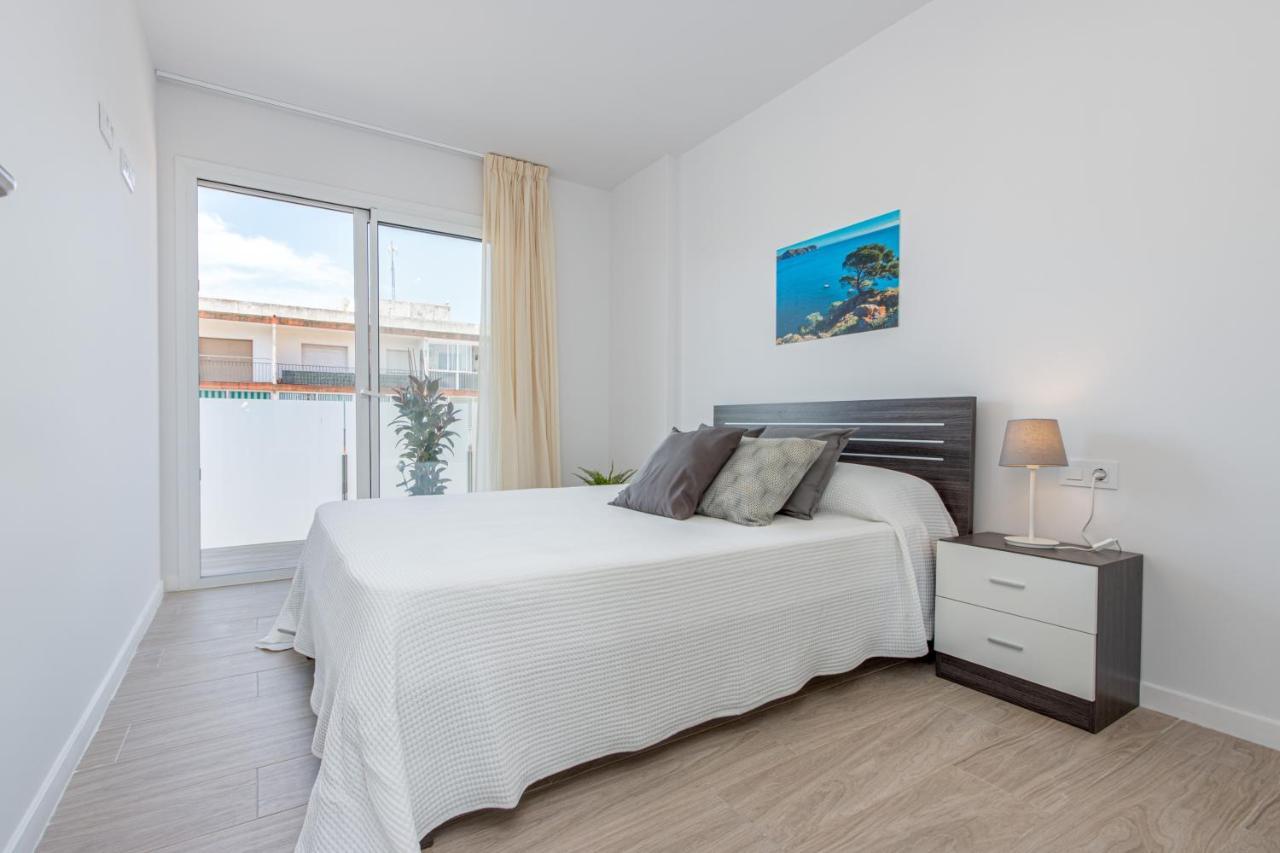 M A R I V E N T Suite With Bathroom And Terrace 50 M2 Roses Buitenkant foto