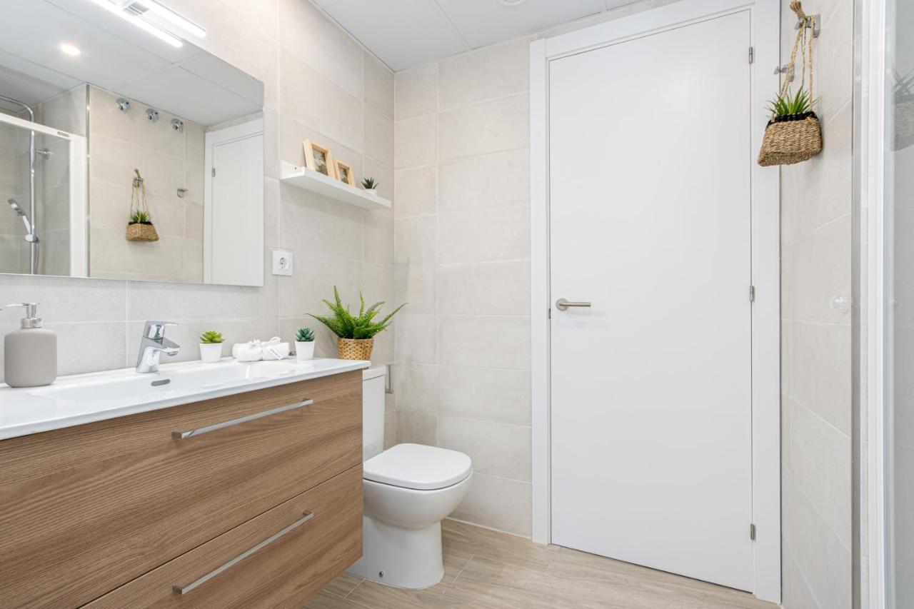 M A R I V E N T Suite With Bathroom And Terrace 50 M2 Roses Buitenkant foto