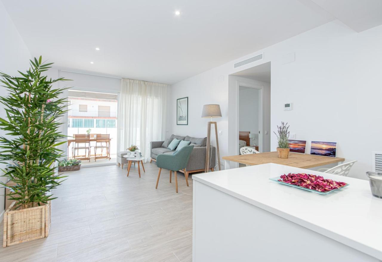 M A R I V E N T Suite With Bathroom And Terrace 50 M2 Roses Buitenkant foto