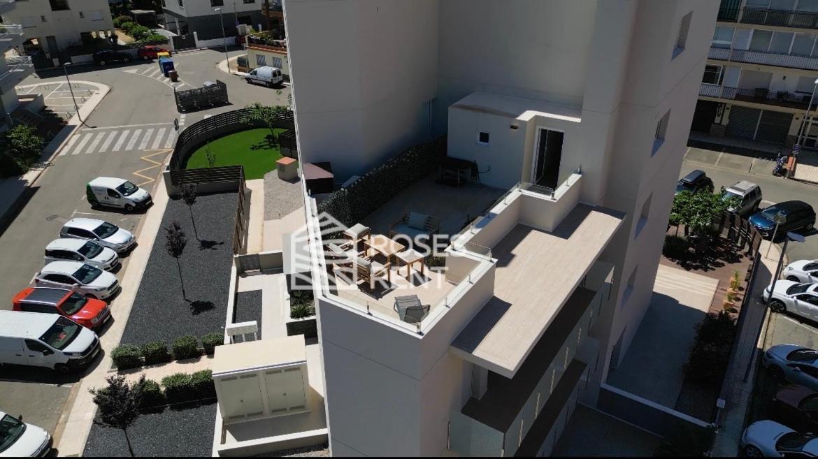 M A R I V E N T Suite With Bathroom And Terrace 50 M2 Roses Buitenkant foto